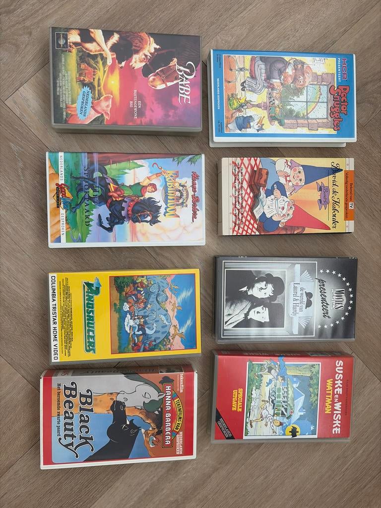 Diverse VHS-banden: Babe, Robin Hood, Suske en Wiske en meer, Alle leeftijden, Ophalen of Verzenden, Gebruikt, Actie en Avontuur
