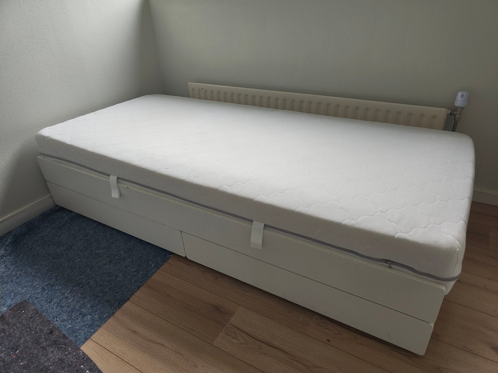 GRATIS 1 persoonsbed met lades en matras, Huis en Inrichting, Ophalen, Gebruikt, 90 cm, Wit