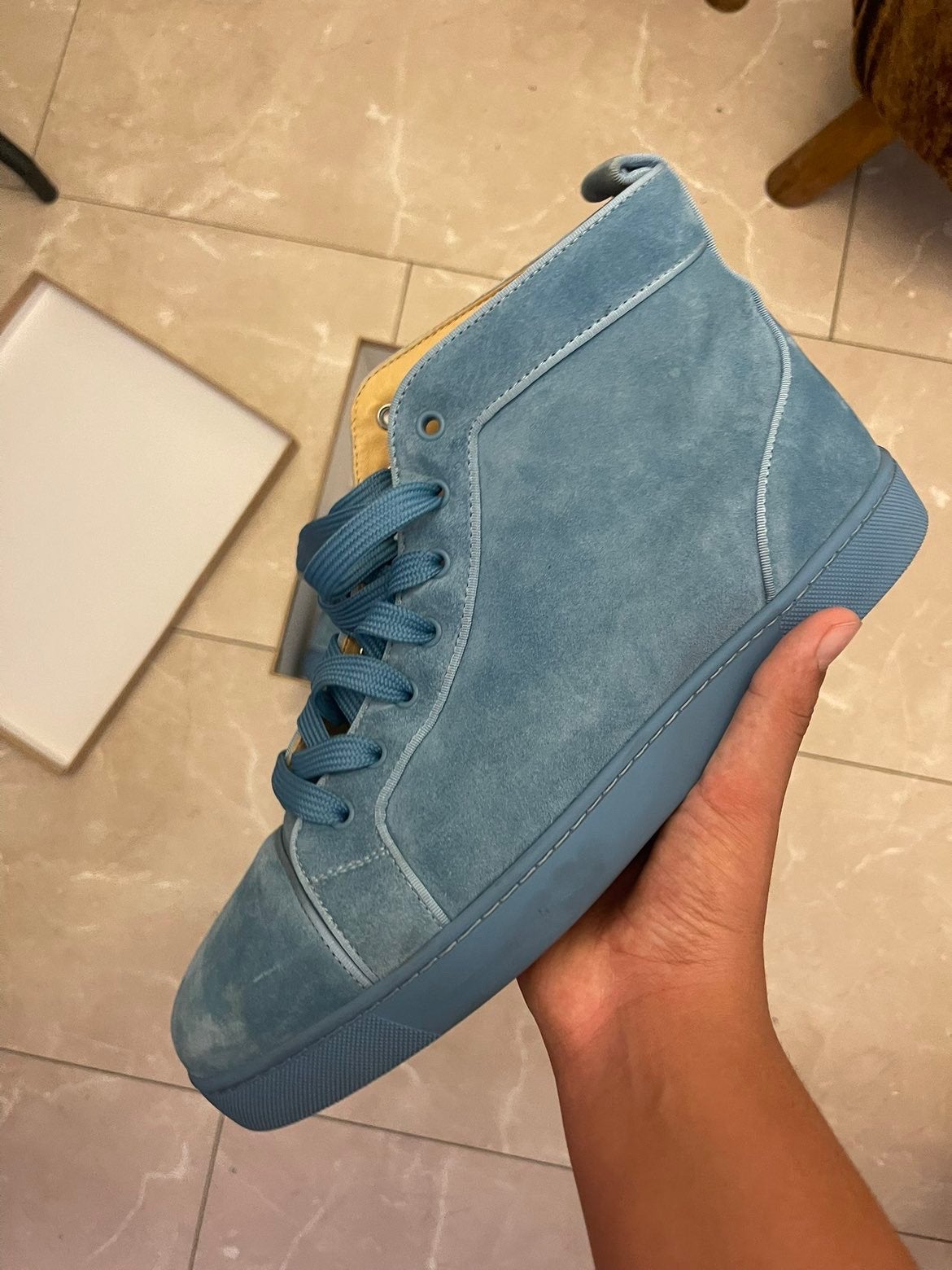 Orginele Christian Louboutin schoenen blue suède, Ophalen, Zo goed als nieuw
