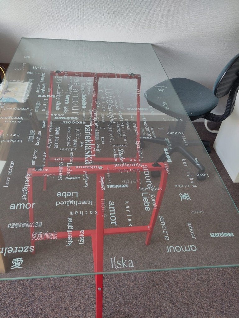 Ikea office or dinner glass table, Huis en Inrichting, Ophalen, 100 tot 150 cm, 50 tot 100 cm, Zo goed als nieuw
