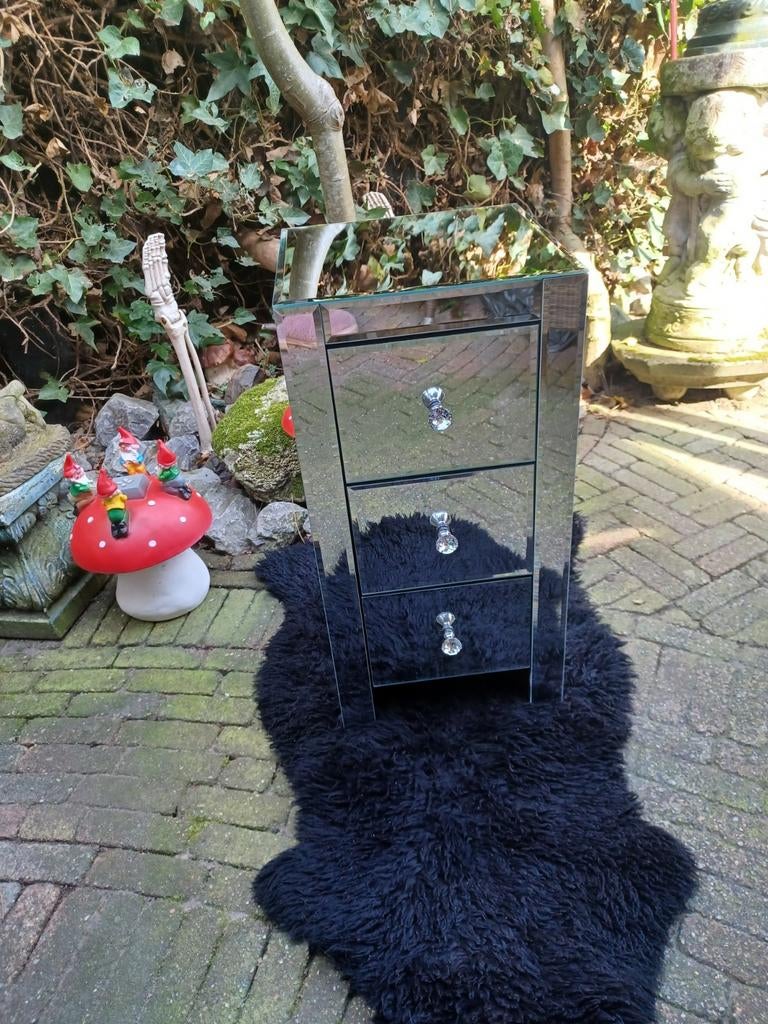 Super mooi spiegelkastje Nieuw !, Huis en Inrichting, Kasten | Buffetkasten, Ophalen, Minder dan 50 cm, Nieuw, Glas