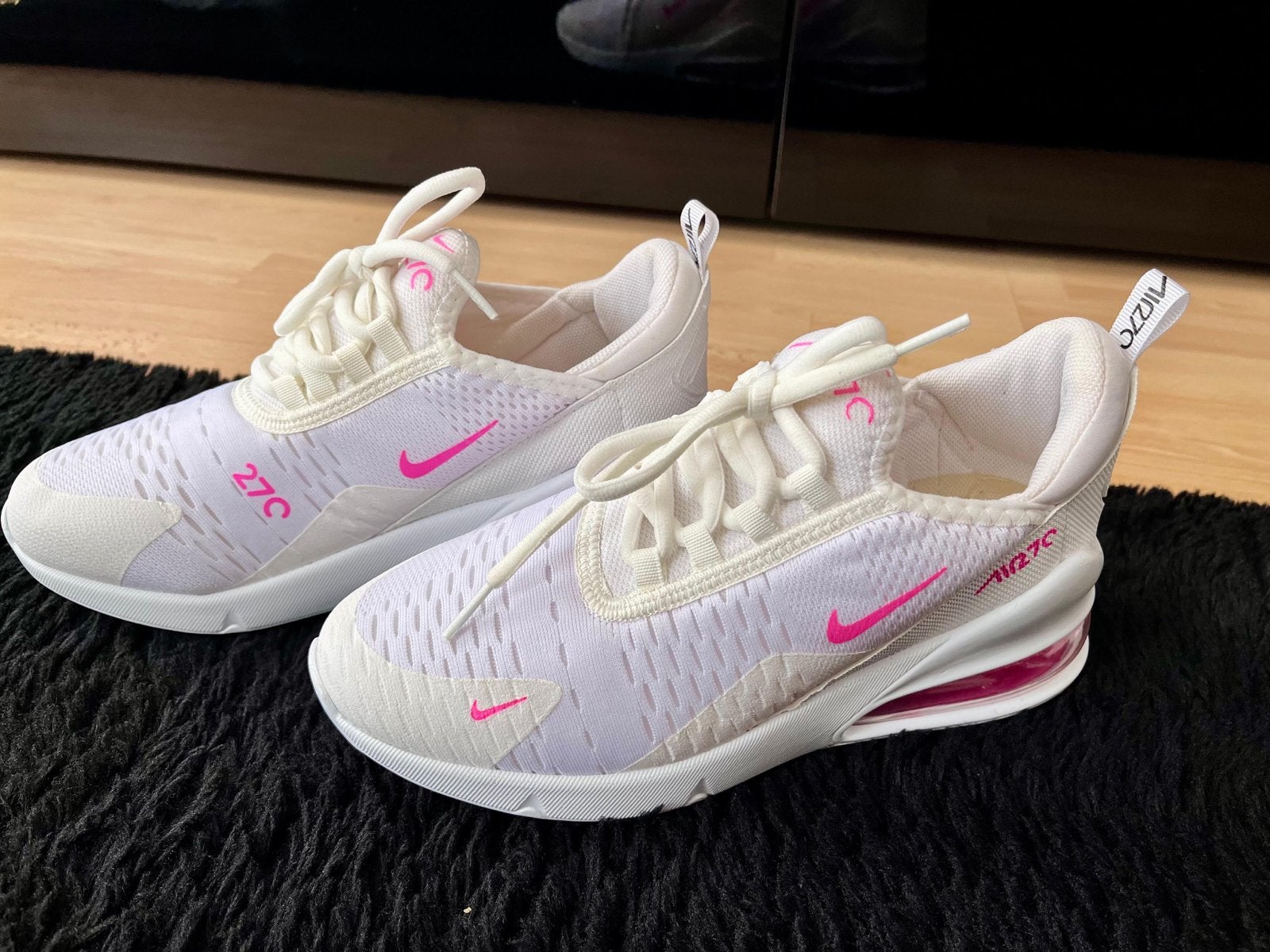 Nike Air Max 270 sneakers wit/roze - Maat 38 (nieuw), Kleding | Dames, Schoenen, Wit, Nieuw, Ophalen of Verzenden, Sneakers of Gympen