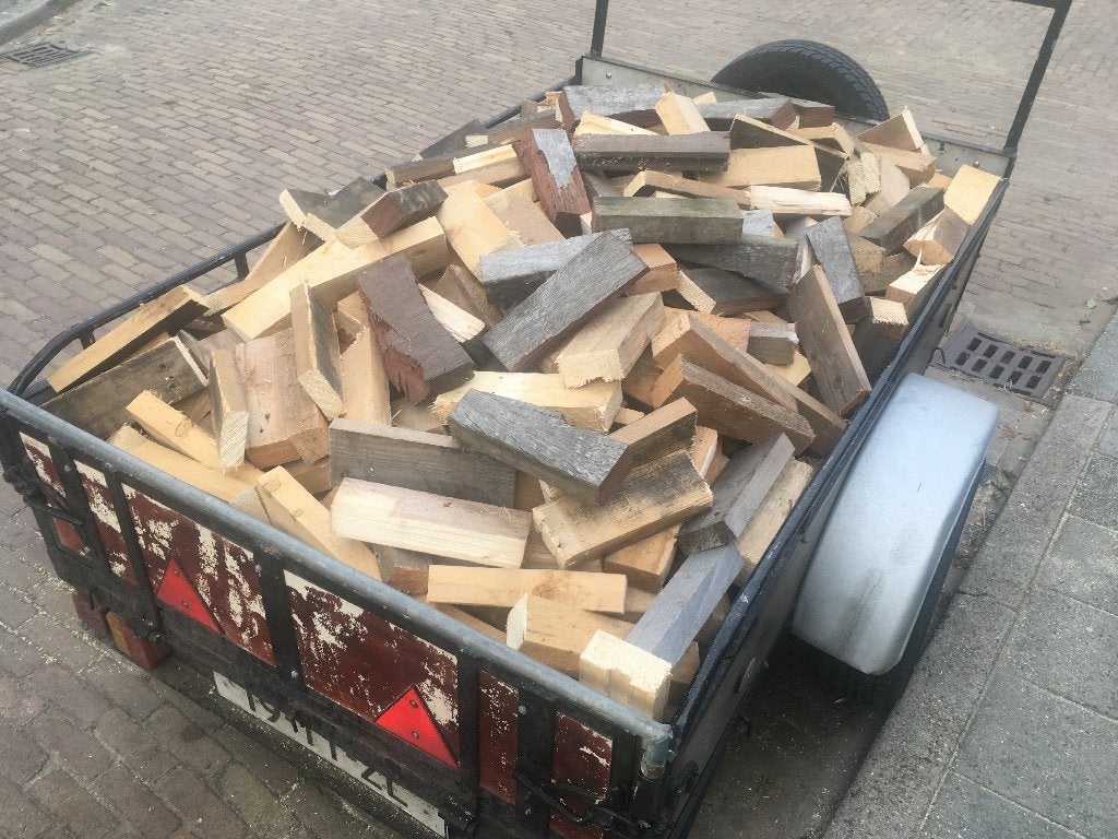 haardhout mix voornamelijk balkhout 1 losgestorte kuub mix, Tuin en Terras, Haardhout, Minder dan 3 m³, Ophalen, Blokken
