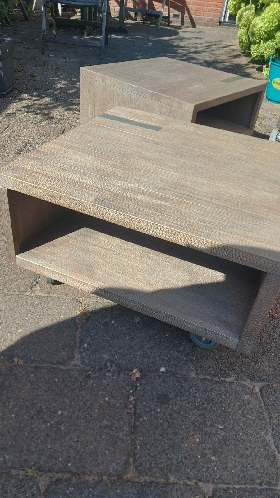 Set van 2 houten salontafels op wieltjes, merk Xooon, Huis en Inrichting, Tafels | Salontafels, Ophalen, Gebruikt, Vierkant, 50 tot 100 cm