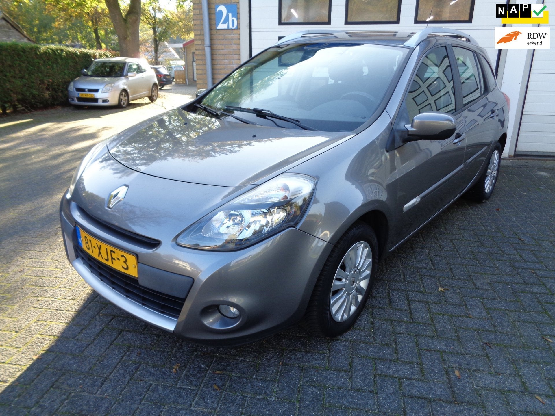 Renault Clio Estate 1.2 TCE Collection, Auto's, Voorwielaandrijving, Euro 5, 535 kg, Gebruikt