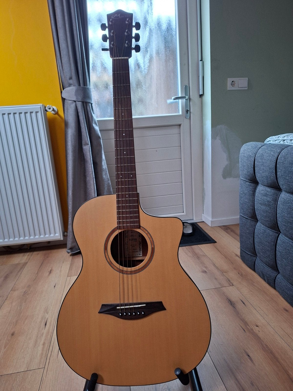Mayson Alpha 1CE Westerngitaar met hoes, Ophalen, Zo goed als nieuw, Western- of Steelstringgitaar, Met koffer