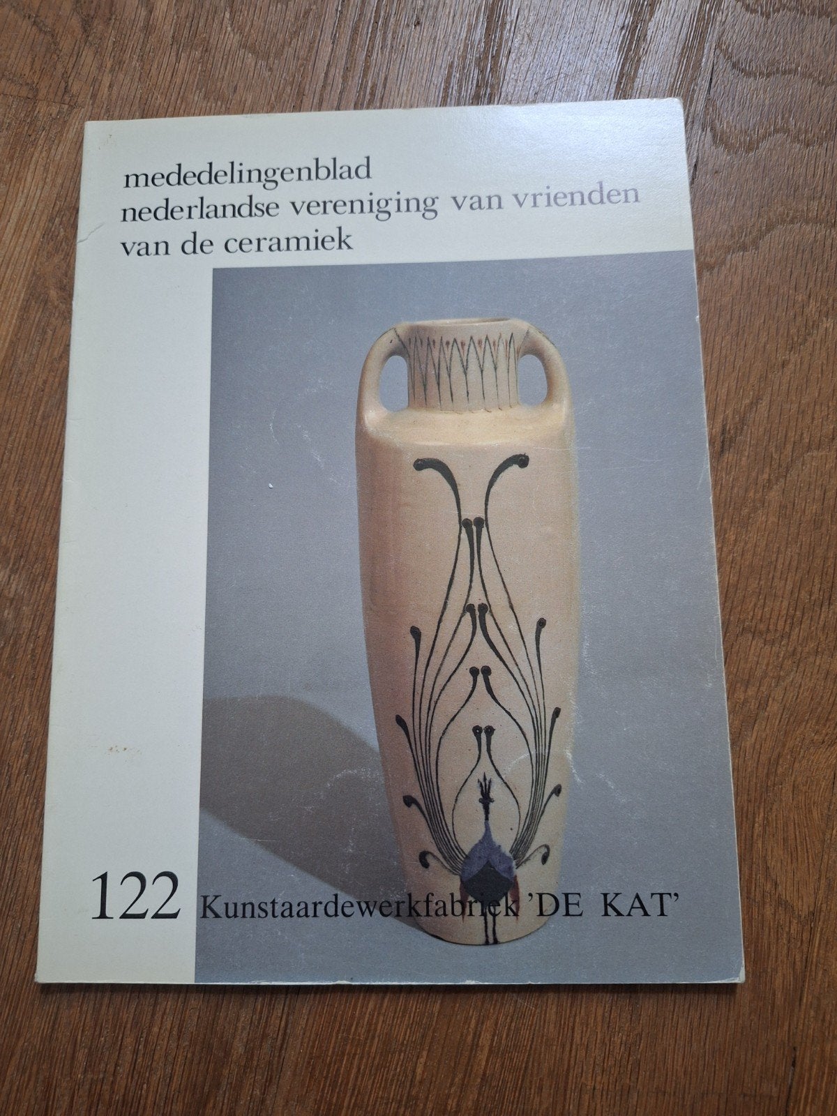 Kunstaardewerkfabriek de Kat Bergen op Zoom jugendstil, Boeken, Ophalen of Verzenden, Gelezen, Overige onderwerpen, L.J. Weijs, D.F. Lunsingh Scheurleer