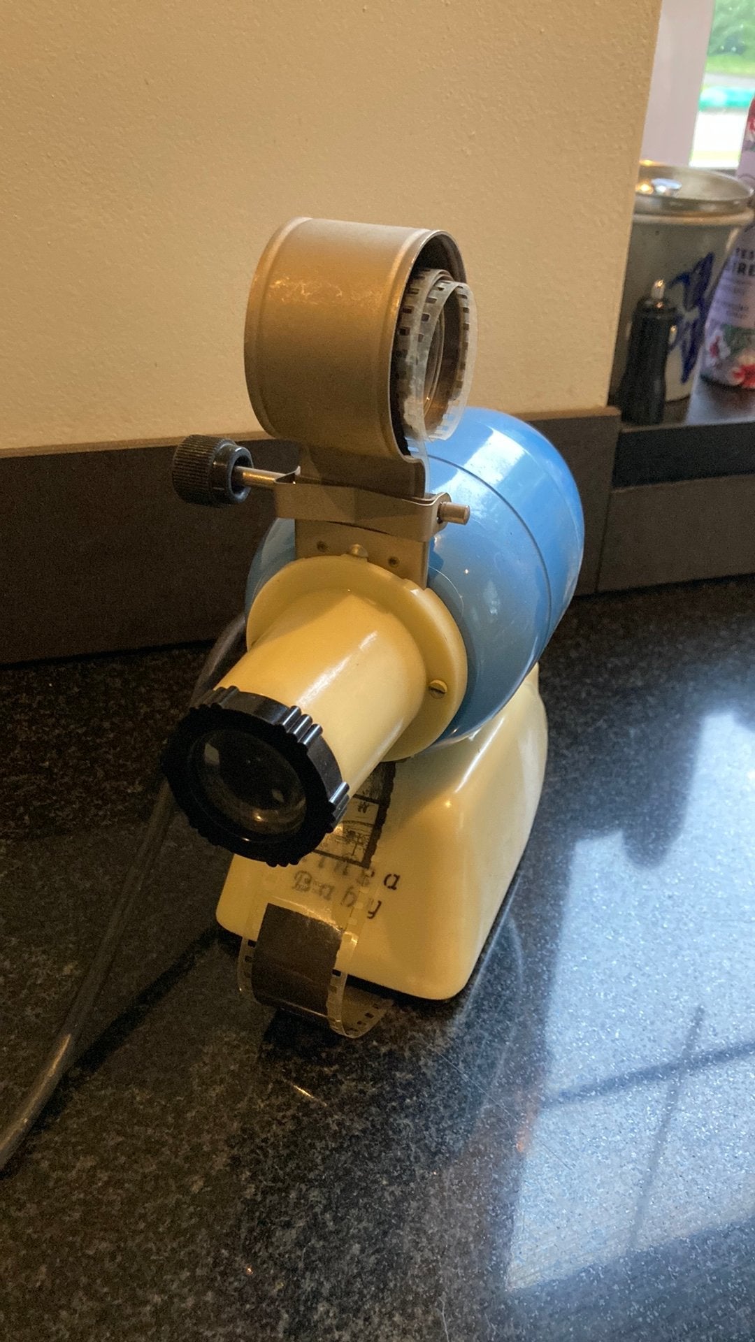 Kinga baby projector met vele filmpjes, Ophalen