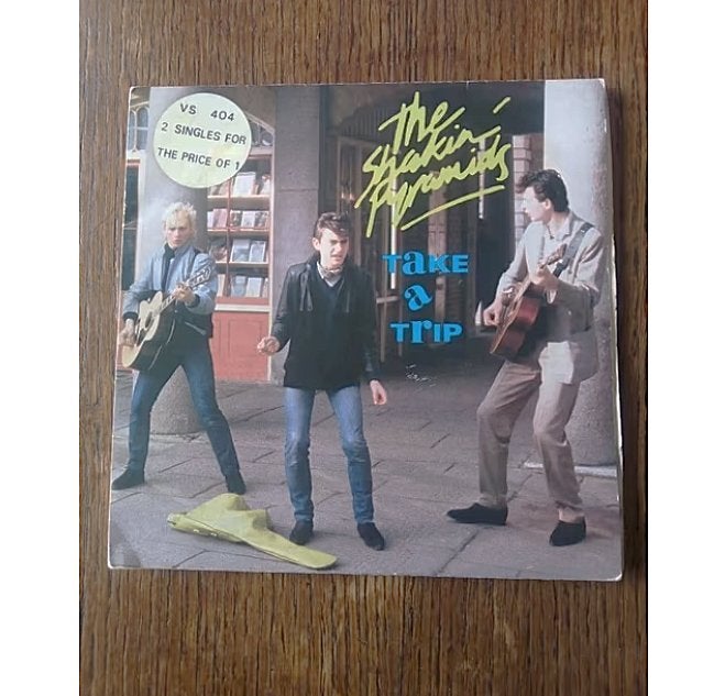 original 2 singles-the shakin" pyramids-take a trip*1981*, Fotohoes, Overige genres, 7 inch, Ophalen of Verzenden