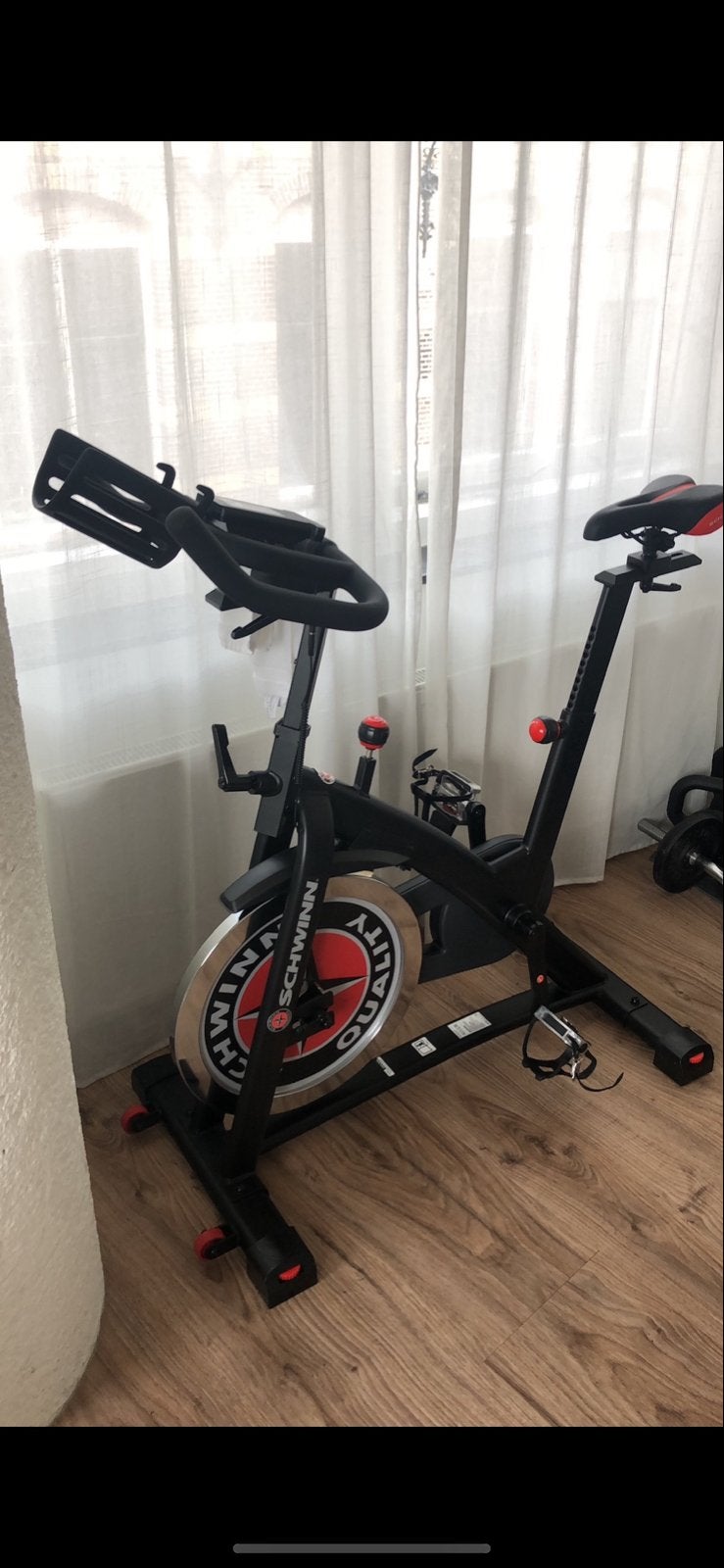 Schwinn IC8 Spinningfiets - Zo goed als nieuw, Sport en Fitness, Ophalen, Spinningfiets, Zo goed als nieuw, Metaal