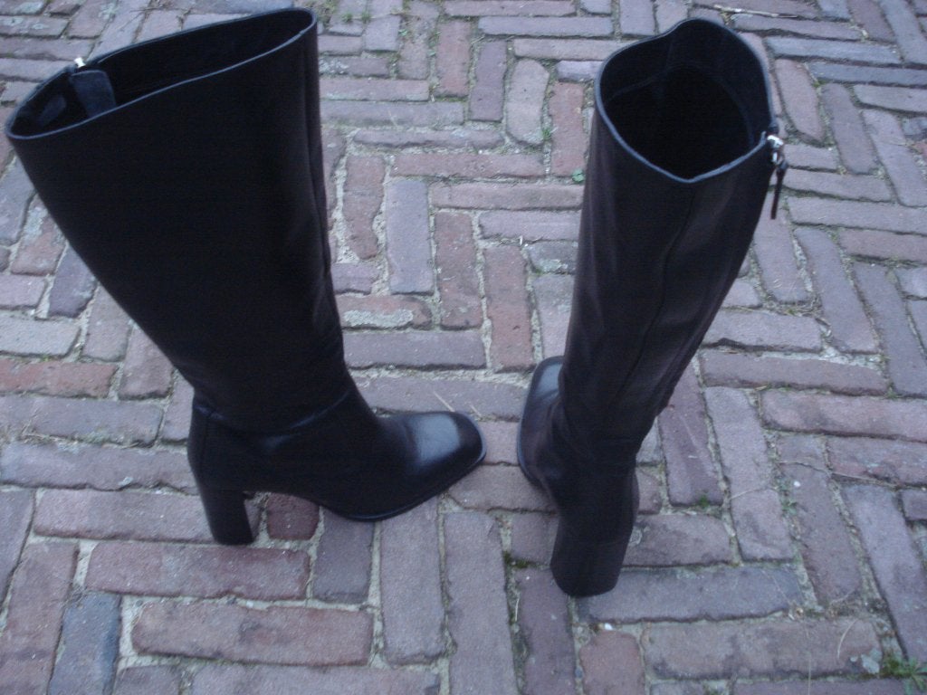 GRATIS VERZENDEN STOERE ZWARTE LEREN VINTAGE BLOKHAKLAARZEN, Kleding | Dames, Hoge laarzen, Vintage Dressing, Verzenden, Zwart