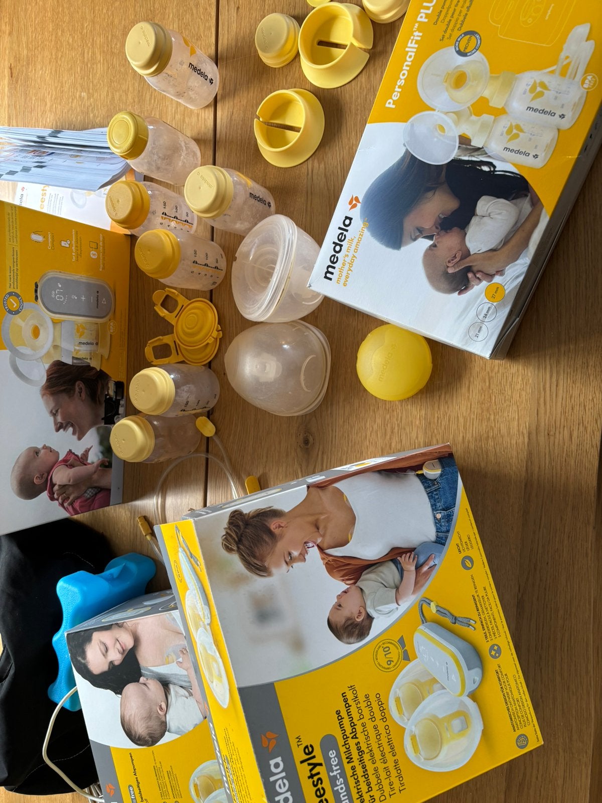Medela Freestyle Handsfree, Flex én Personal fit + extra’s, Ophalen of Verzenden, Zo goed als nieuw, Borstkolf