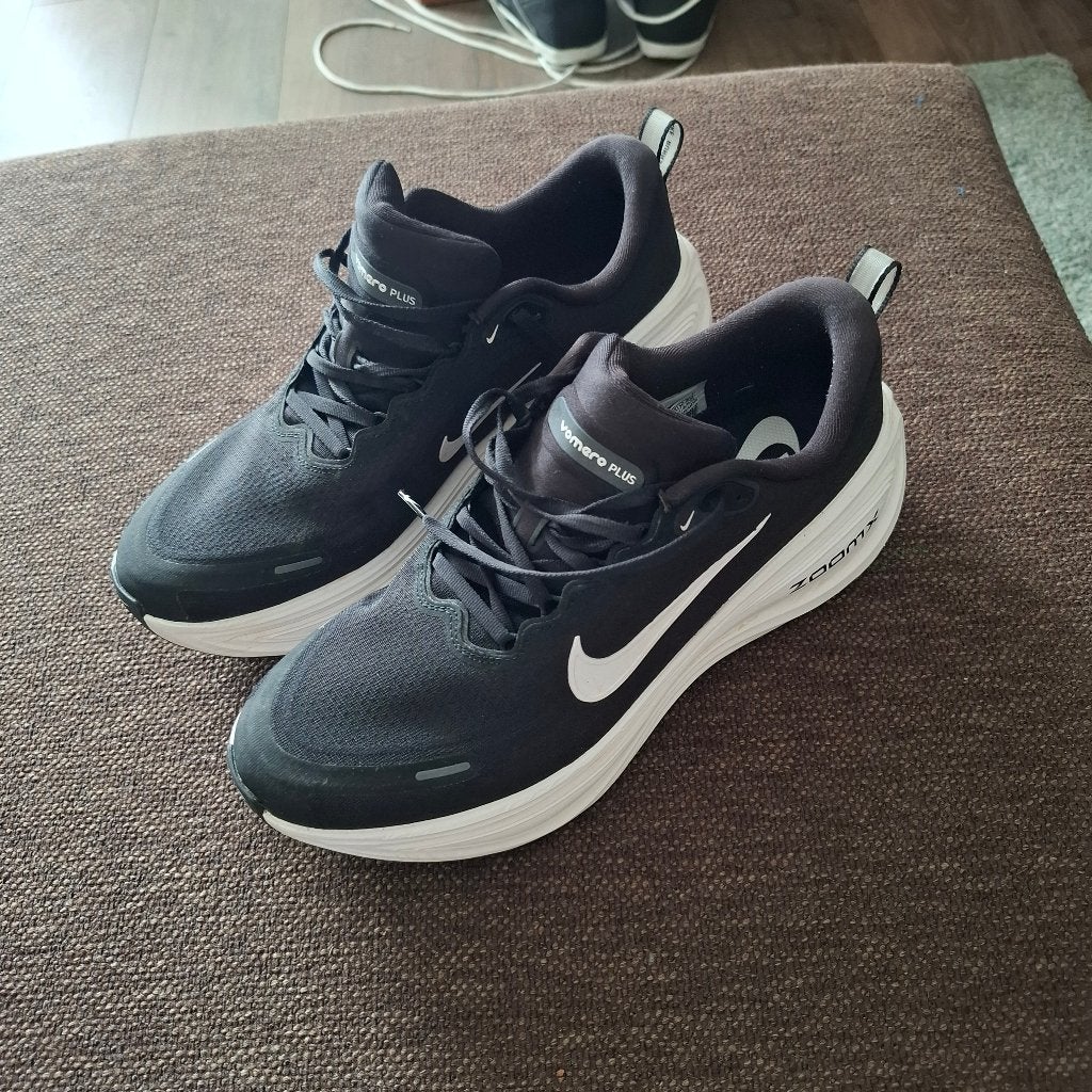 Hardloopschoenen Nike Vomero plus, maat 45, Sport en Fitness, Loopsport en Atletiek, Gebruikt, Ophalen of Verzenden, Hardlopen