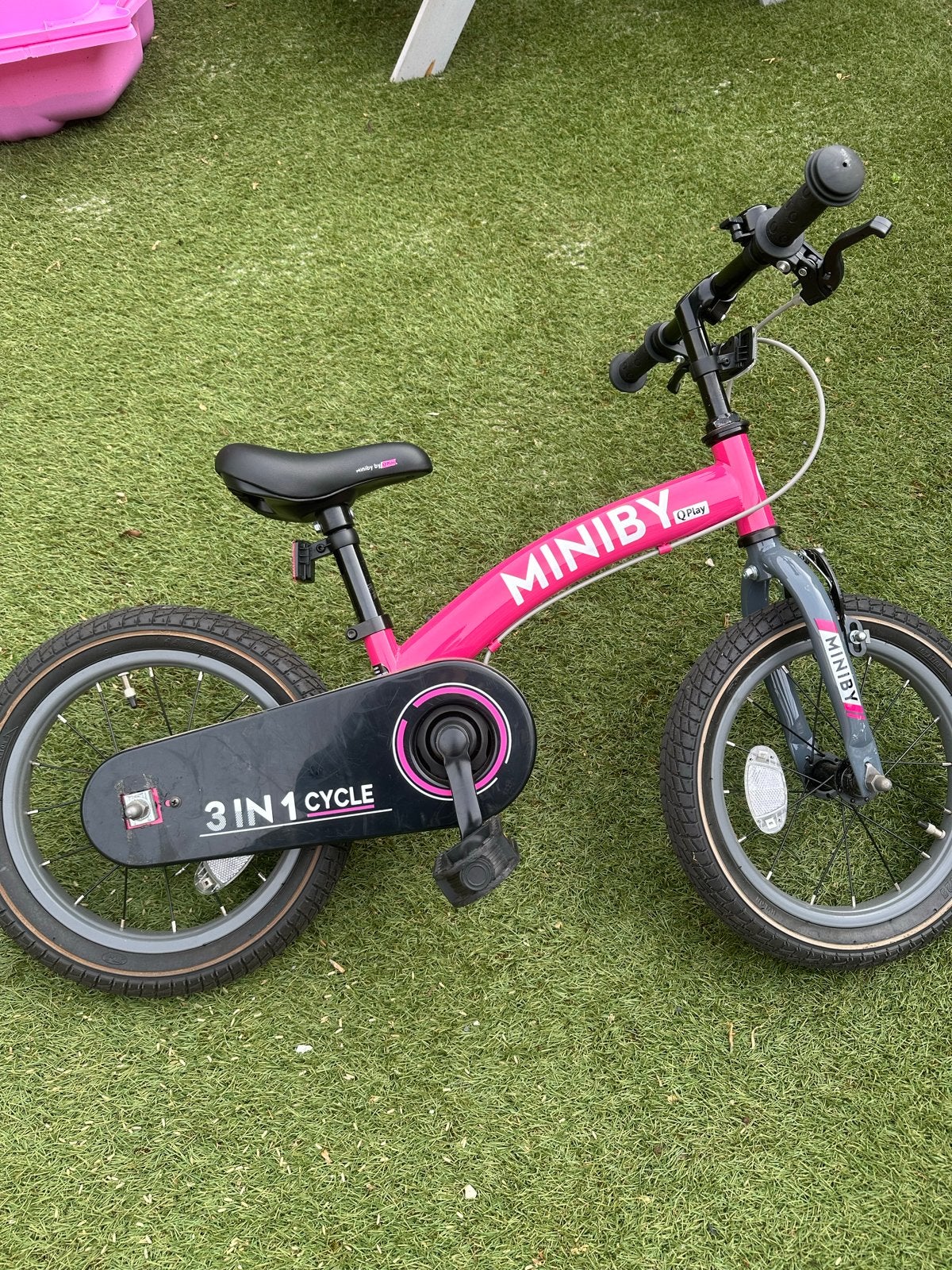Miniby 3-in-1 kinderfiets roze met zijwieltjes, Fietsen en Brommers, Ophalen, Zijwieltjes, Gebruikt, Velgrem