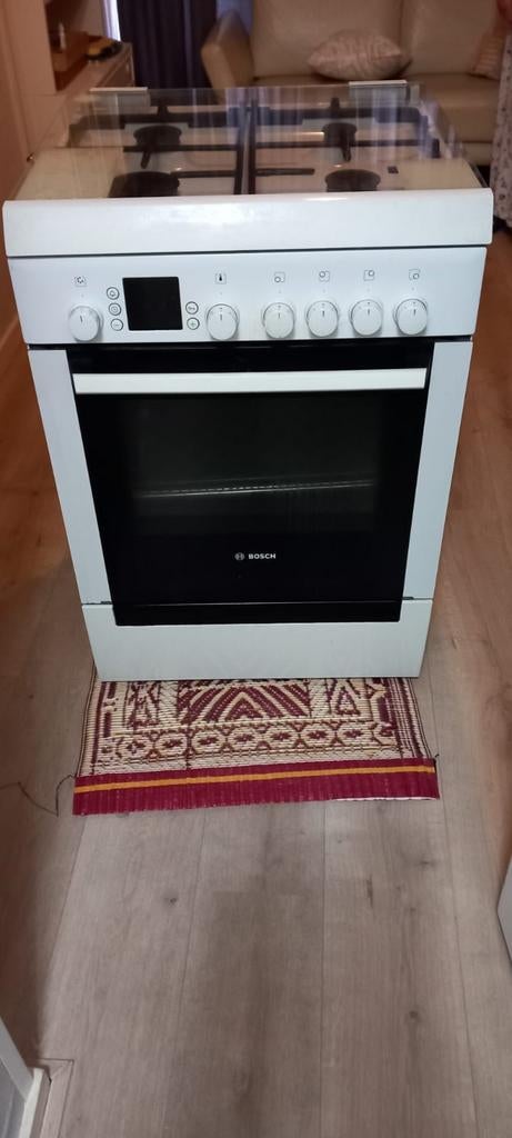 Mooi fornuis te koop., Witgoed en Apparatuur, Fornuizen, Ophalen, 4 kookzones, Gas, Vrijstaand