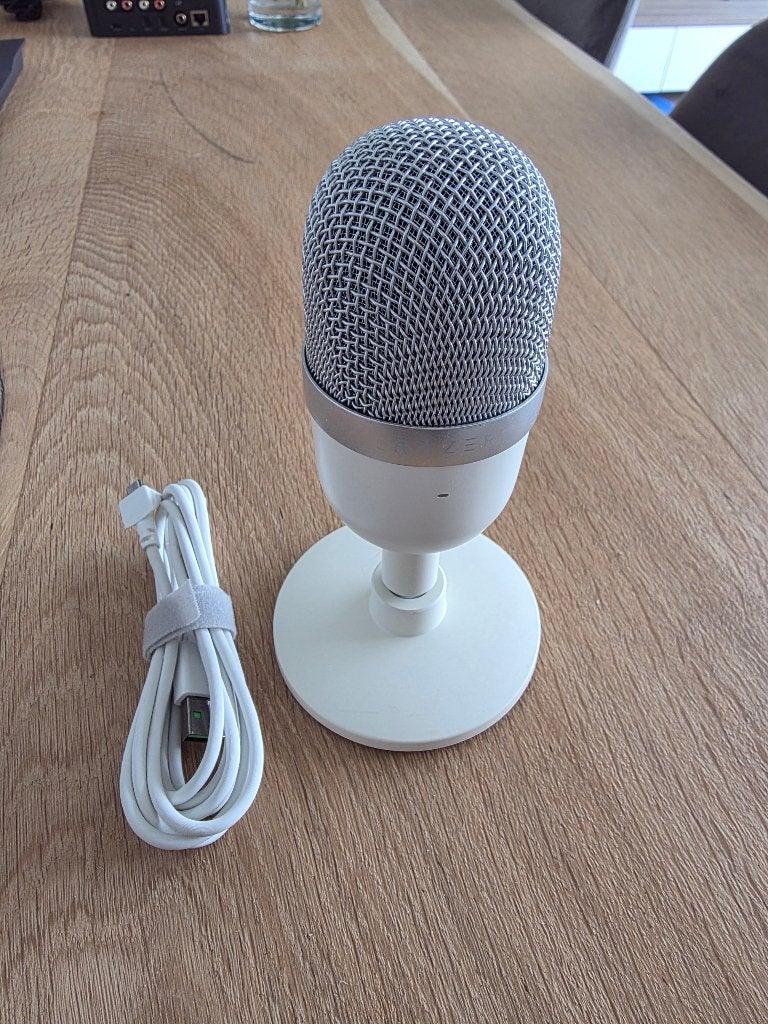Razer Seiren Mini wit, Ophalen of Verzenden, Zo goed als nieuw, Overige typen