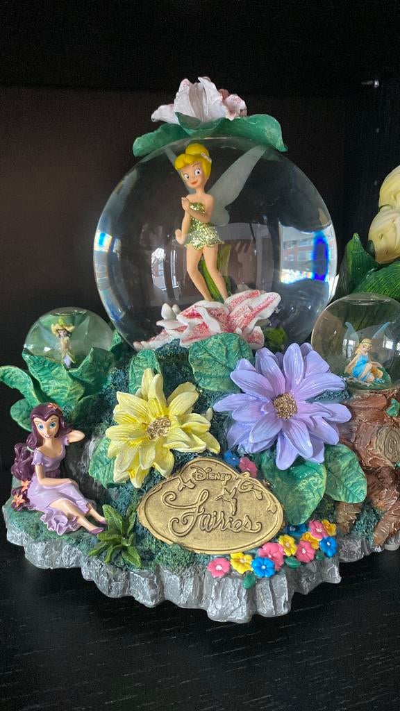 Moet aankomend weekend weg!! Tinkerbel snowglobe, Verzamelen, Disney, Ophalen, Zo goed als nieuw, Beeldje of Figuurtje