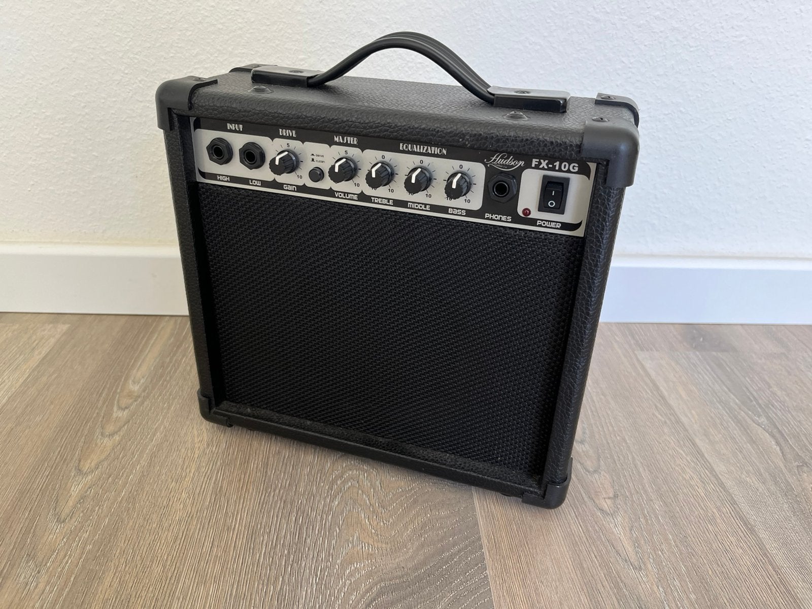 Oefenversterker voor gitaar, Ophalen of Verzenden, Gebruikt, Gitaar, Minder dan 50 watt