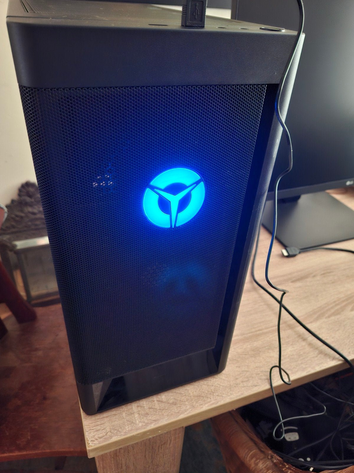 Lenovo Legion T5 26AMR5 Ryzen 7 5800/32GB Ram/1TB SSD, Computers en Software, Desktop Pc's, Ophalen of Verzenden, 3 tot 4 Ghz