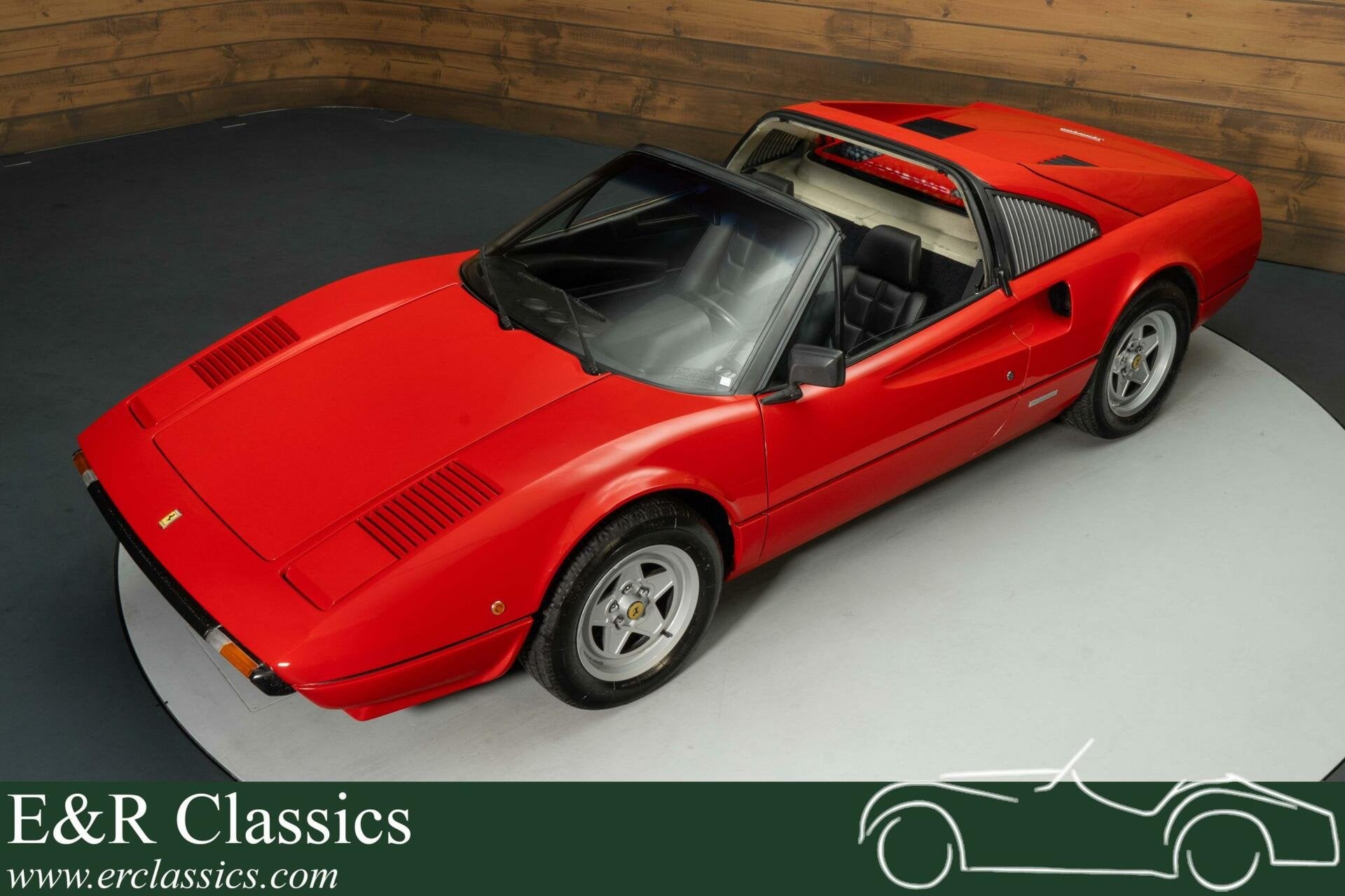 Ferrari 308 GTSi | 34.637 Km | Europese auto | Airco | 1981, Auto's, Achterwielaandrijving, Cabriolet, Leder, Bedrijf
