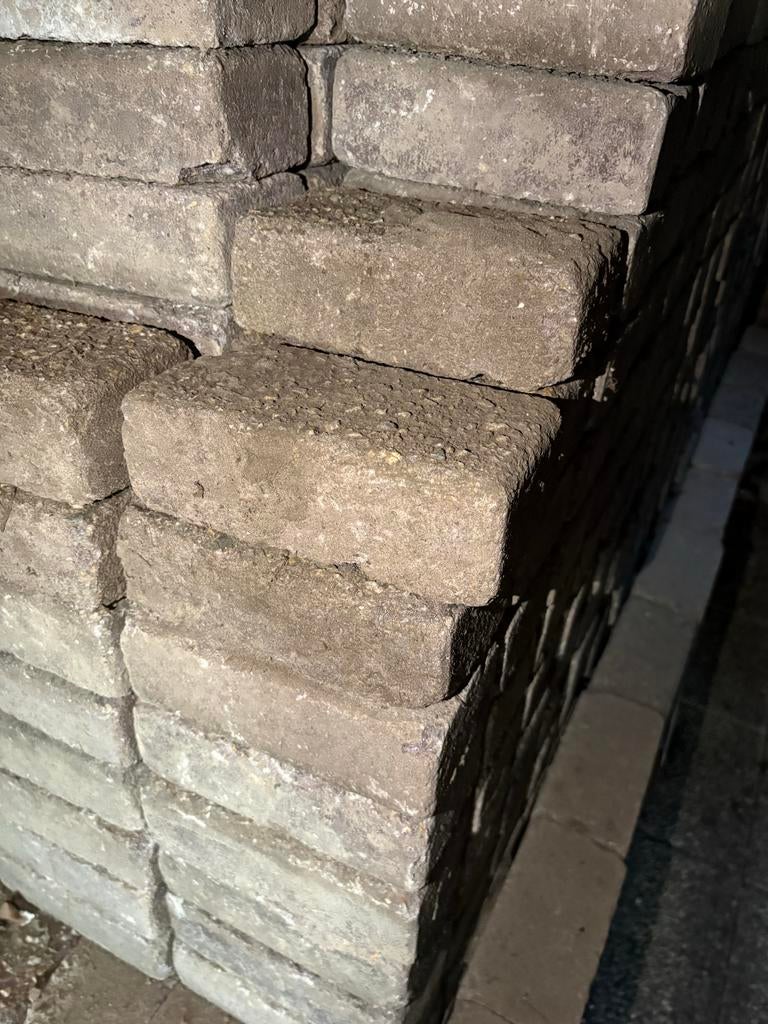 Straatstenen 6x10x20 cm - ca. 600 stuks (12 m²), Ophalen, Overige materialen, Klinkers, Zo goed als nieuw