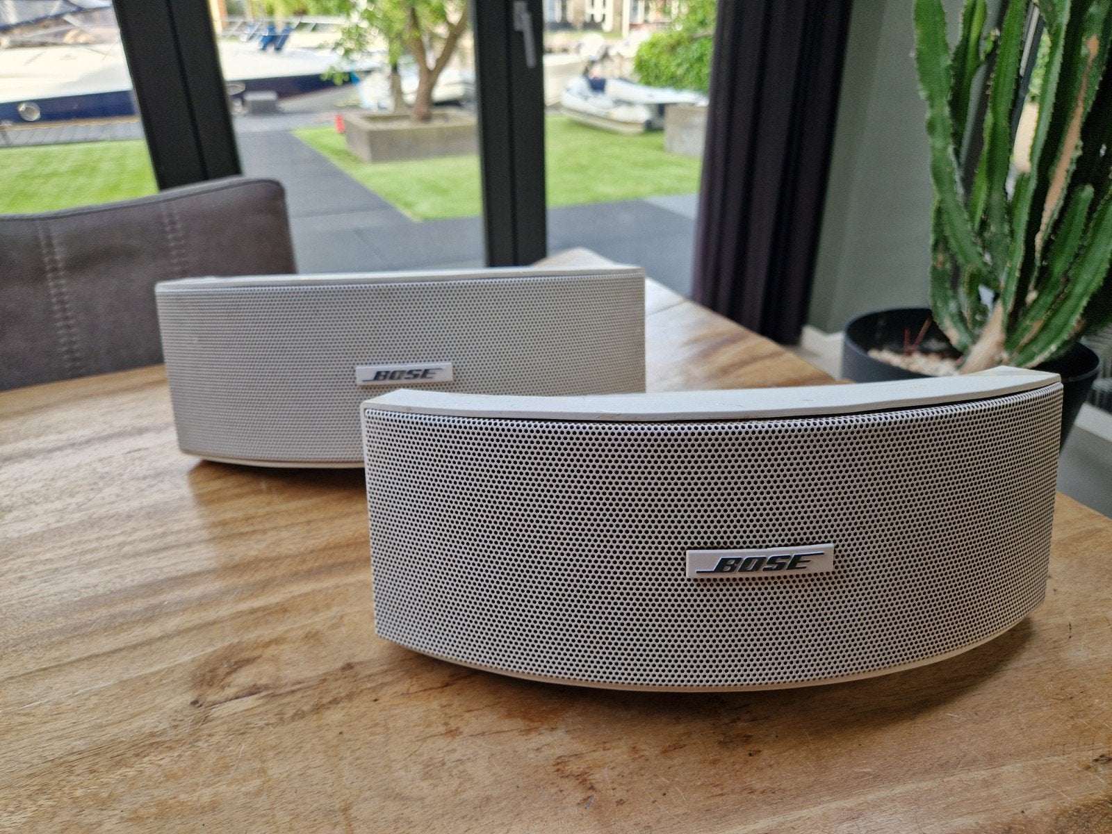 Bose 151-II Wit outdoor speakers, Gebruikt, Ophalen of Verzenden, Bose, Minder dan 60 watt