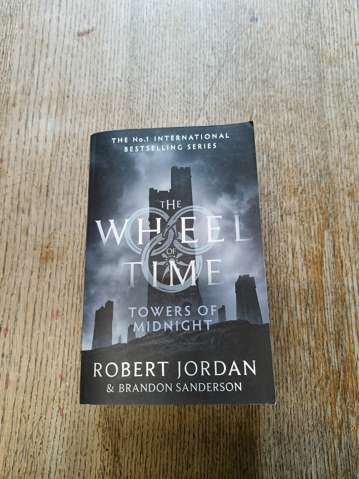 The Wheel of Time: Towers of Midnight - Robert Jordan, Ophalen of Verzenden, Gelezen, Robert Jordan & Brandon Sanderson