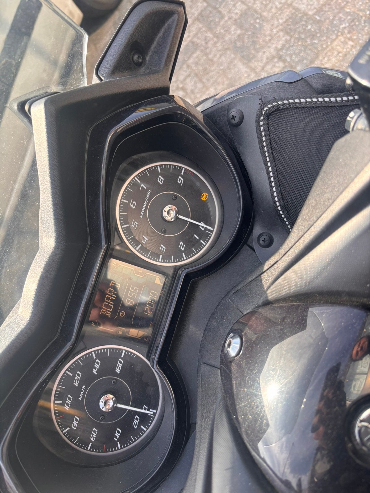 X-Max 300 Tech Max 2021, Ophalen, Overige modellen, 300 cc, Zo goed als nieuw