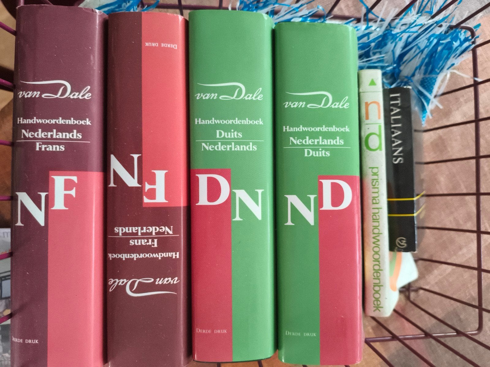 Van Dale Handwoordenboeken & Prisma Italiaans, Boeken, Ophalen of Verzenden, Gelezen, Van Dale, Nederlands