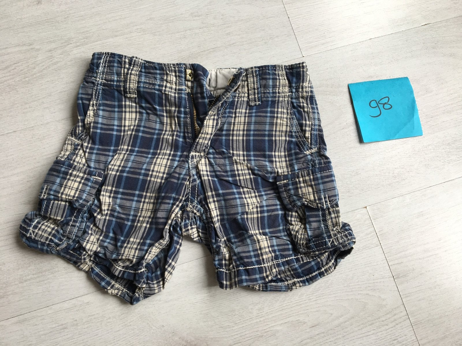 H&M korte broek maat 98, Ophalen, Zo goed als nieuw, Jongen, Broek