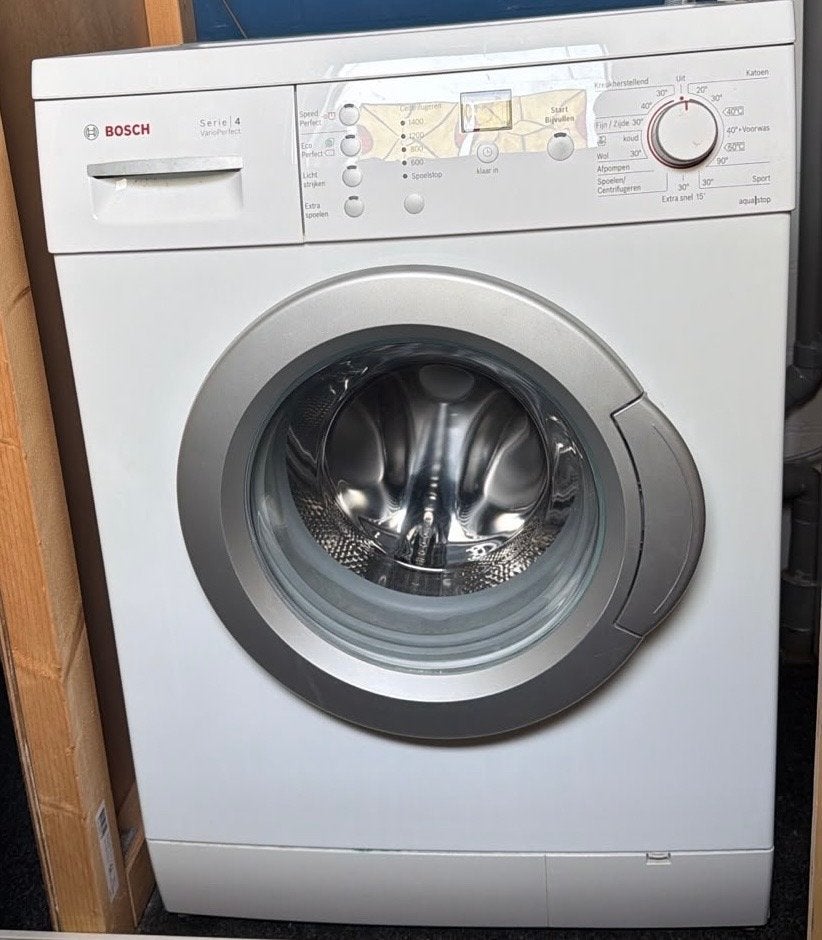 Bosch Serie 4 VarioPerfect Wasmachine - Zo goed als nieuw, Witgoed en Apparatuur, Ophalen, 1200 tot 1600 toeren, Gebruikt, 8 tot 10 kg