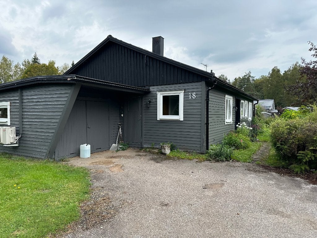 woning te koop in Zweden, Huizen en Kamers, Buitenland, 120 m², 5 kamers, Verkoop zonder makelaar, Landelijk