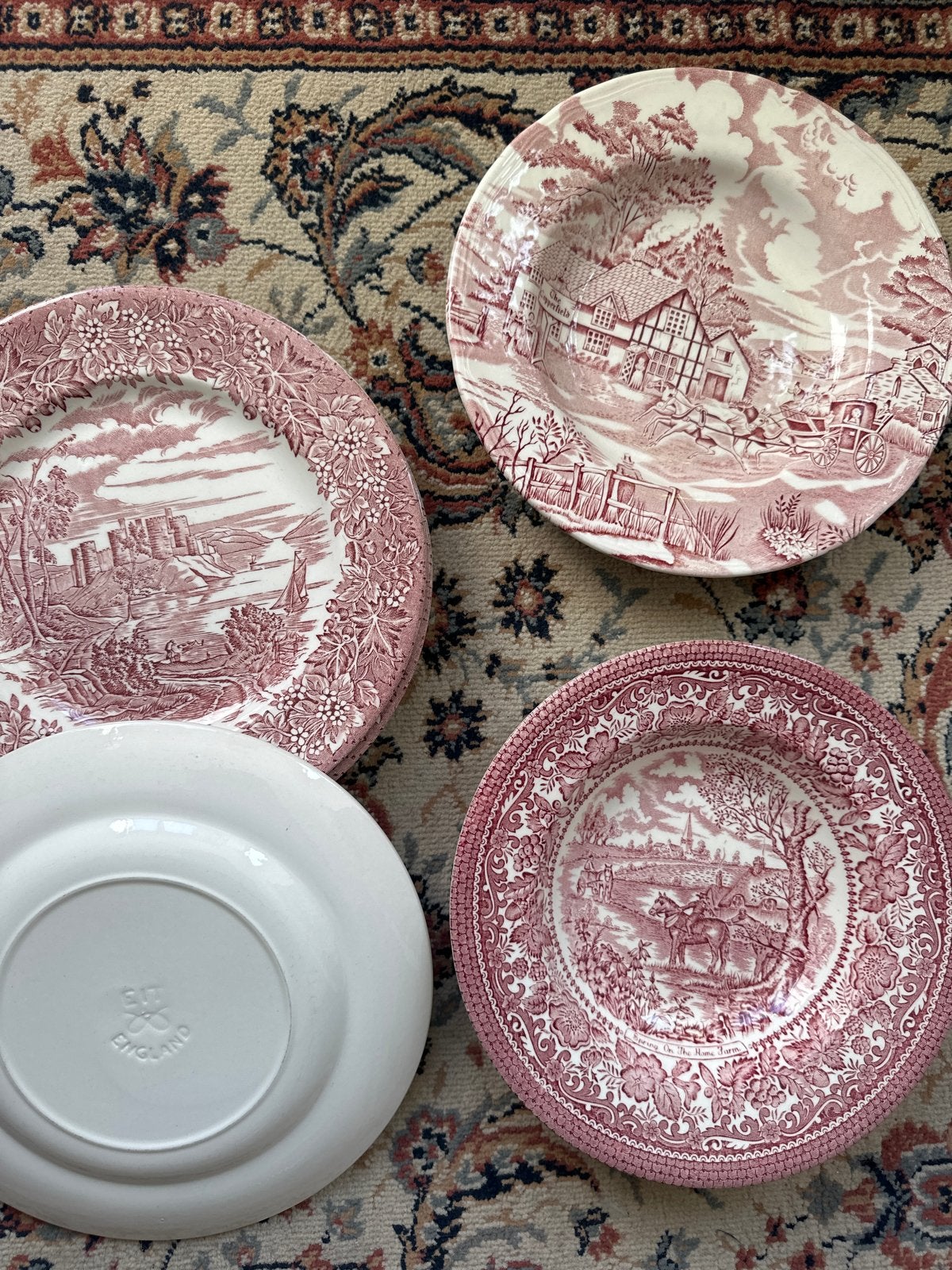 Engels rood servies - Diverse borden, Ophalen of Verzenden