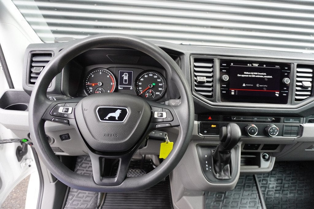 MAN TGE 180pk Automaat Open laadbak Dubbele cabine Apple Car, Auto's, Voorwielaandrijving, Gebruikt, 4 cilinders, Wit