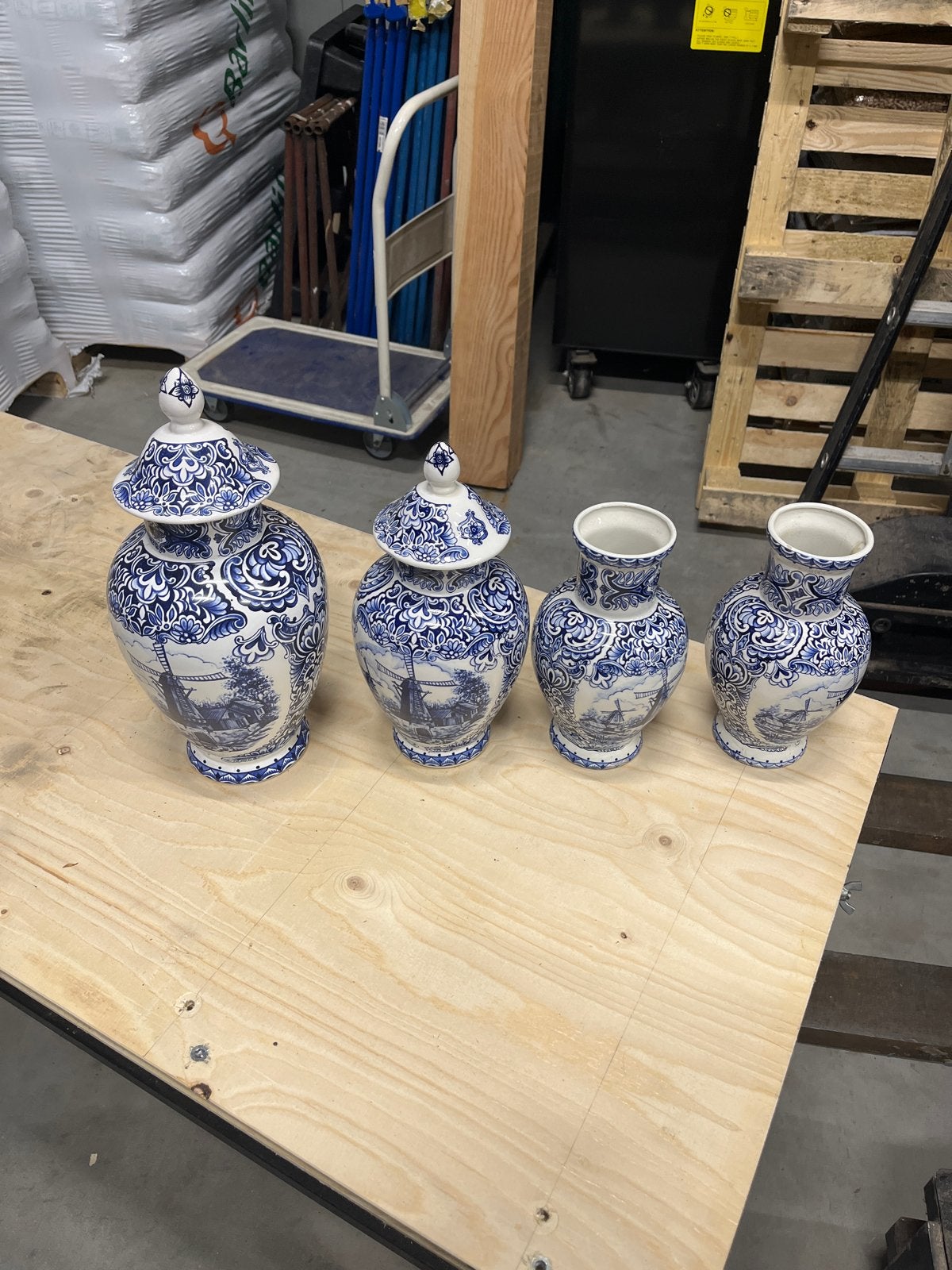 Set van 4 Delfts Blauw vazen en potten, Ophalen