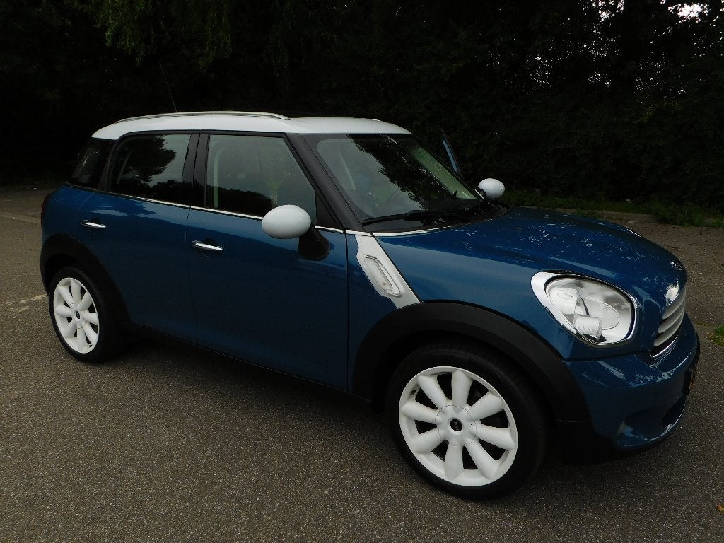 Mini Countryman 1.6 Cooper Airco/Pano LEES! Nw.Motor +kopl.!, Auto's, Voorwielaandrijving, Dealer onderhouden, Zwart, Blauw