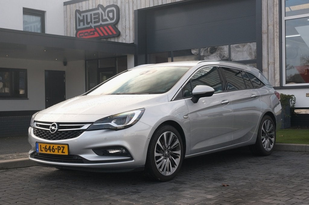 Opel Astra Sports Tourer 1.6 Innovation 200Pk, Leder, Trekha, Voorwielaandrijving, Gebruikt, 4 cilinders, Leder
