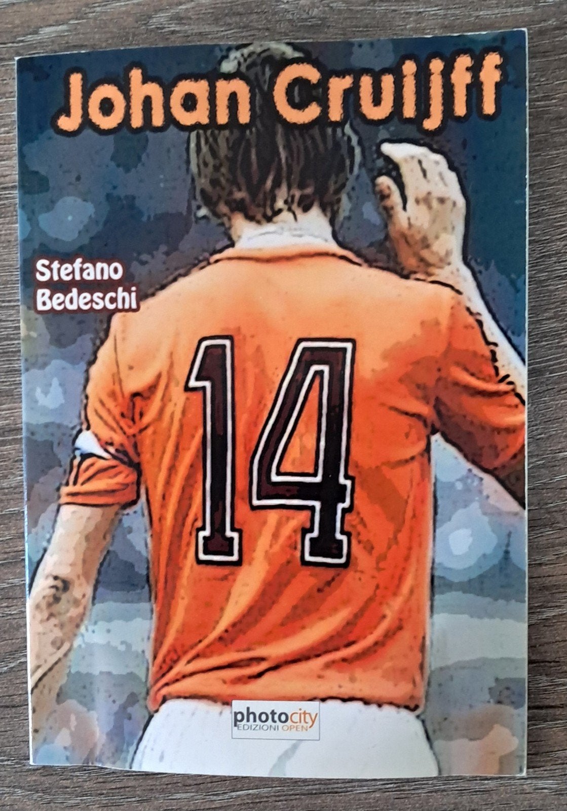 Johan Cruijff Boek - Stefano Bedeschi, Ophalen of Verzenden, Zo goed als nieuw, Ajax, Boek of Tijdschrift