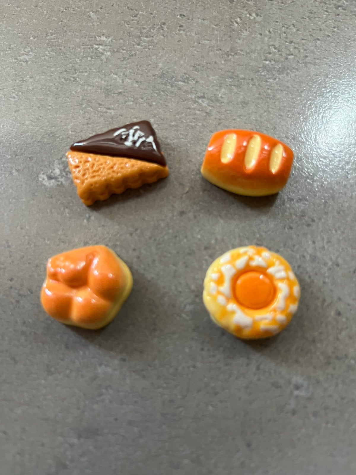 4 luxe broodjes voor bij maileg inclusief verzendkosten, Verzamelen, Poppenhuizen en Toebehoren, Ophalen of Verzenden, Nieuw, Poppenhuis