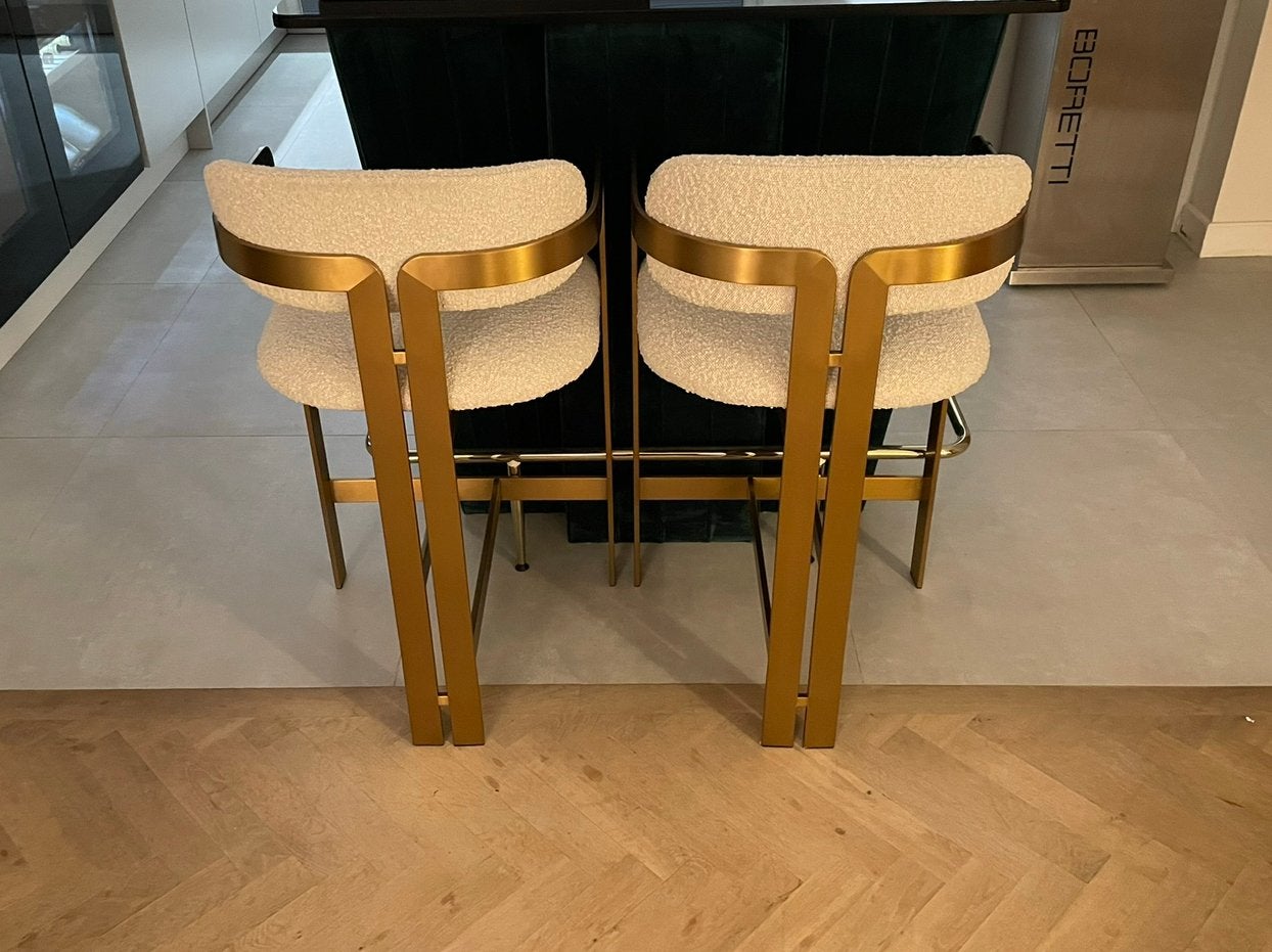 Set van drie Eichholtz barkrukken, goud metaal, Ophalen, Met voetsteun, Zo goed als nieuw, 90 cm of meer