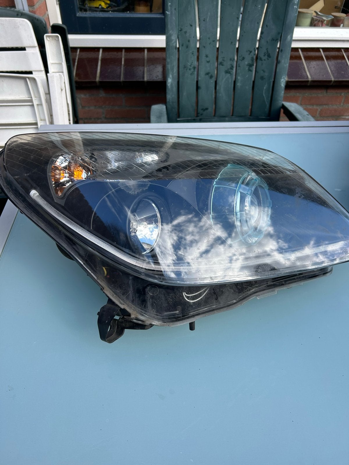 Rechter koplamp Opel Astra H Custom, Ophalen of Verzenden, Gebruikt, Opel