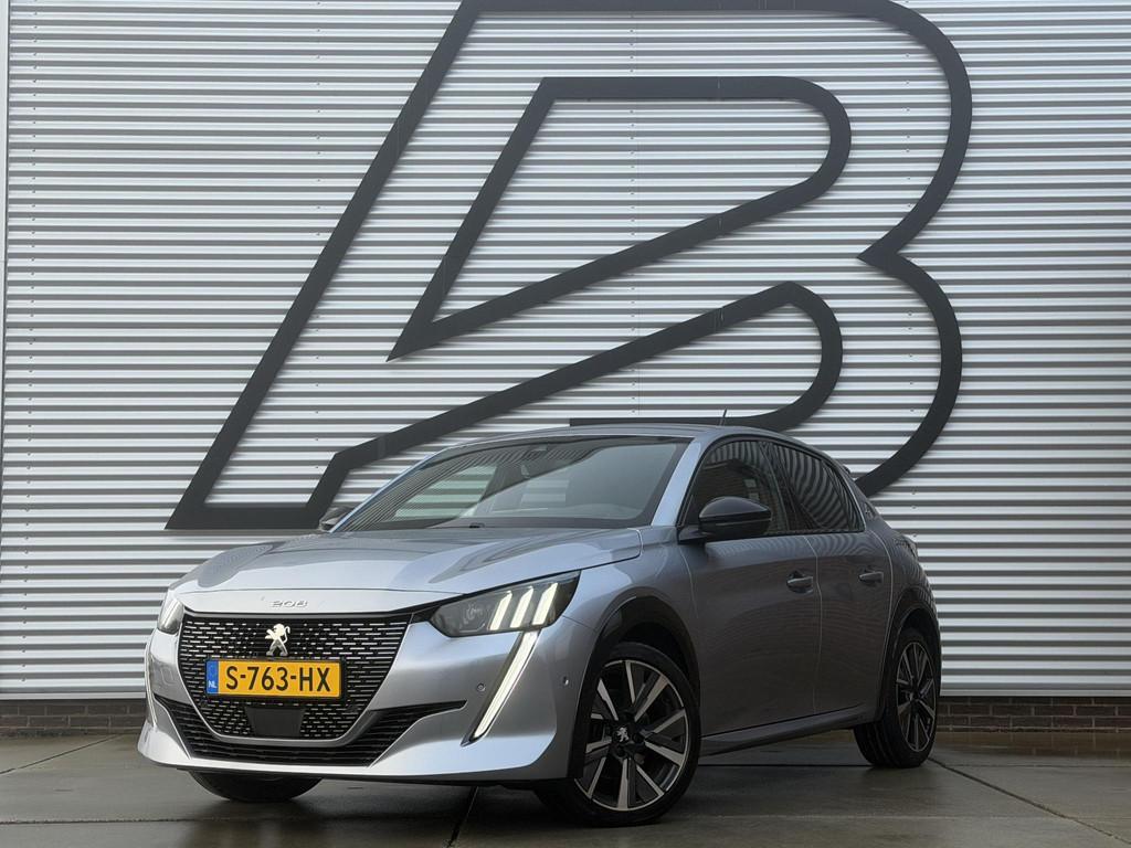 Peugeot 208 1.2 PureTech GT 1e Eigenaar|Navi|Carplay|Camera|, 101 pk, Gebruikt, Euro 6, Leder en Stof
