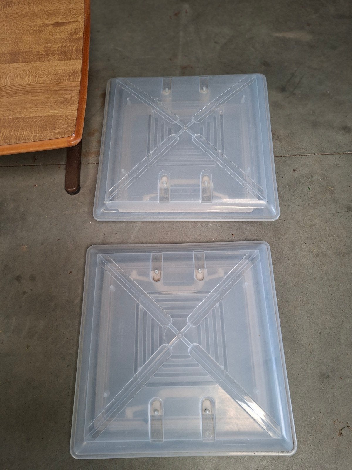 2x dakluik voor caravan/camper, Ophalen