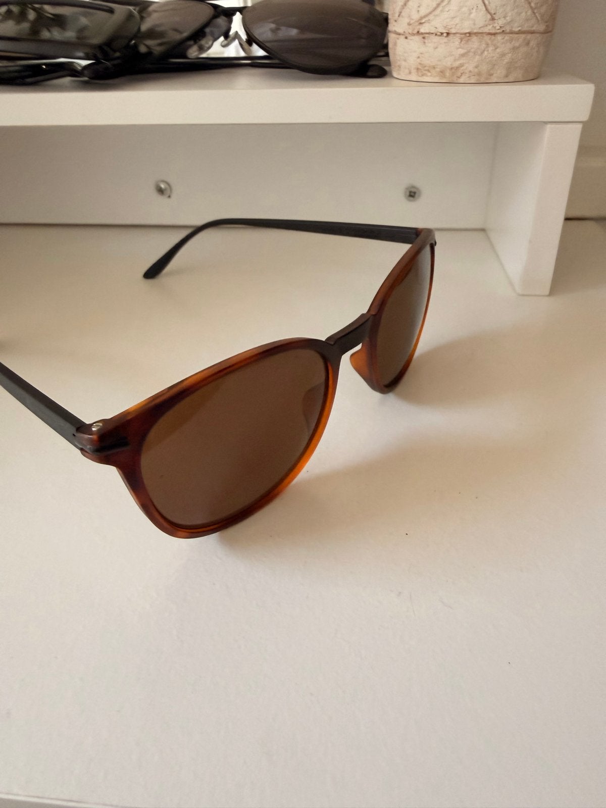 Stijlvolle bruine zonnebril van Decathlon met UV protection, Zonnebril, Bruin, Zo goed als nieuw, Ophalen