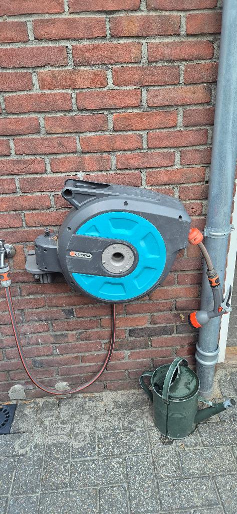 Gardena Wandslangenbox RollUp M/L 15 meter, Tuin en Terras, Tuinslangen, Ophalen, Gebruikt, Tuinslanghaspel