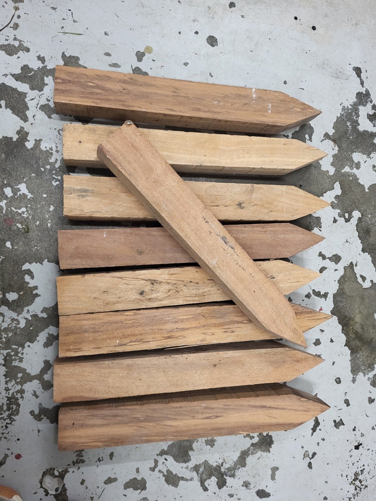 Houten Piketpalen - Puntig - cortenstaal, Gebruikt, 25 tot 50 mm, Overige typen, Ophalen of Verzenden