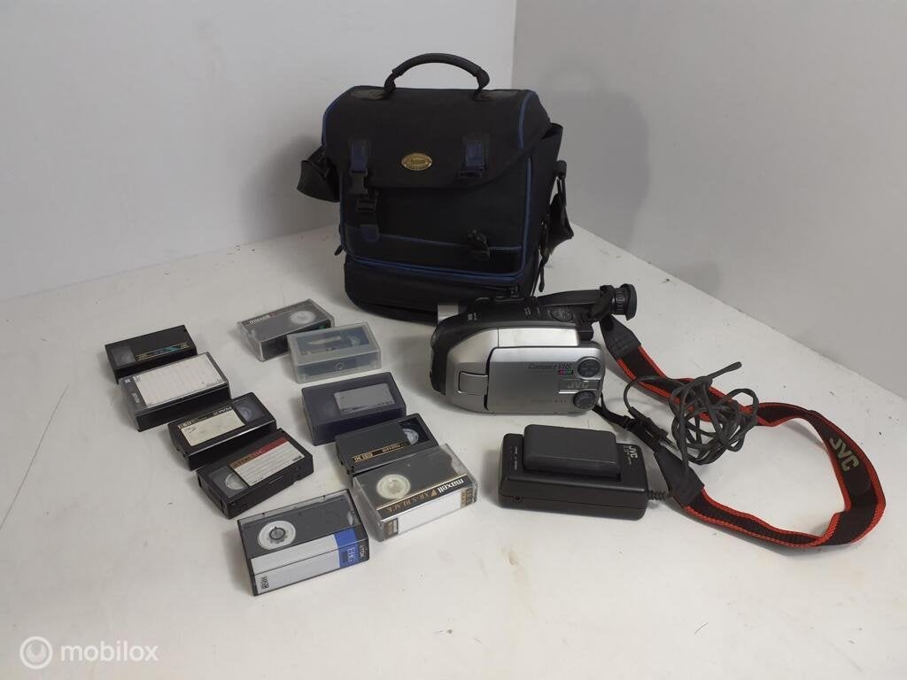 JVC videomovie GR-AXM43EG camcorder VHS-C Convercam