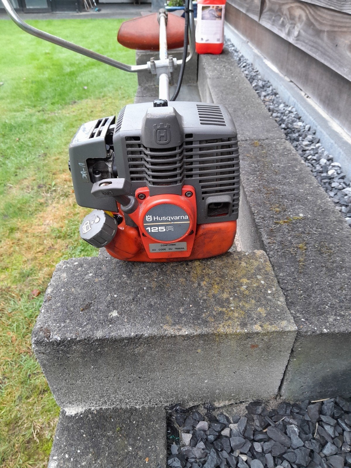 Husqvarna 125R Bosmaaier - Benzine, Tuin en Terras, Ophalen, Benzine, Gebruikt, 30 tot 50 cm