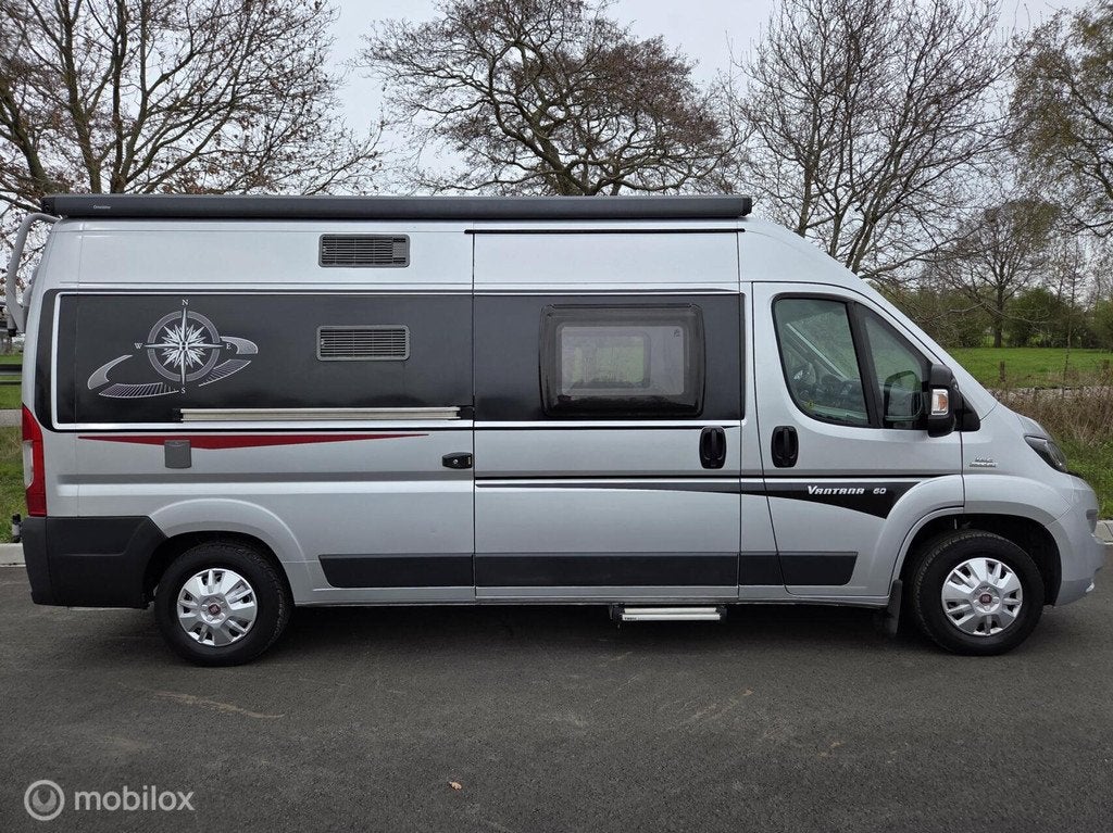 Hobby Vantana 60 Luxe buscamper 2016 Solar Euro-5, 148pk, Caravans en Kamperen, Buscamper of Camperbus, Hobby, 6 tot 7 meter, Bedrijf