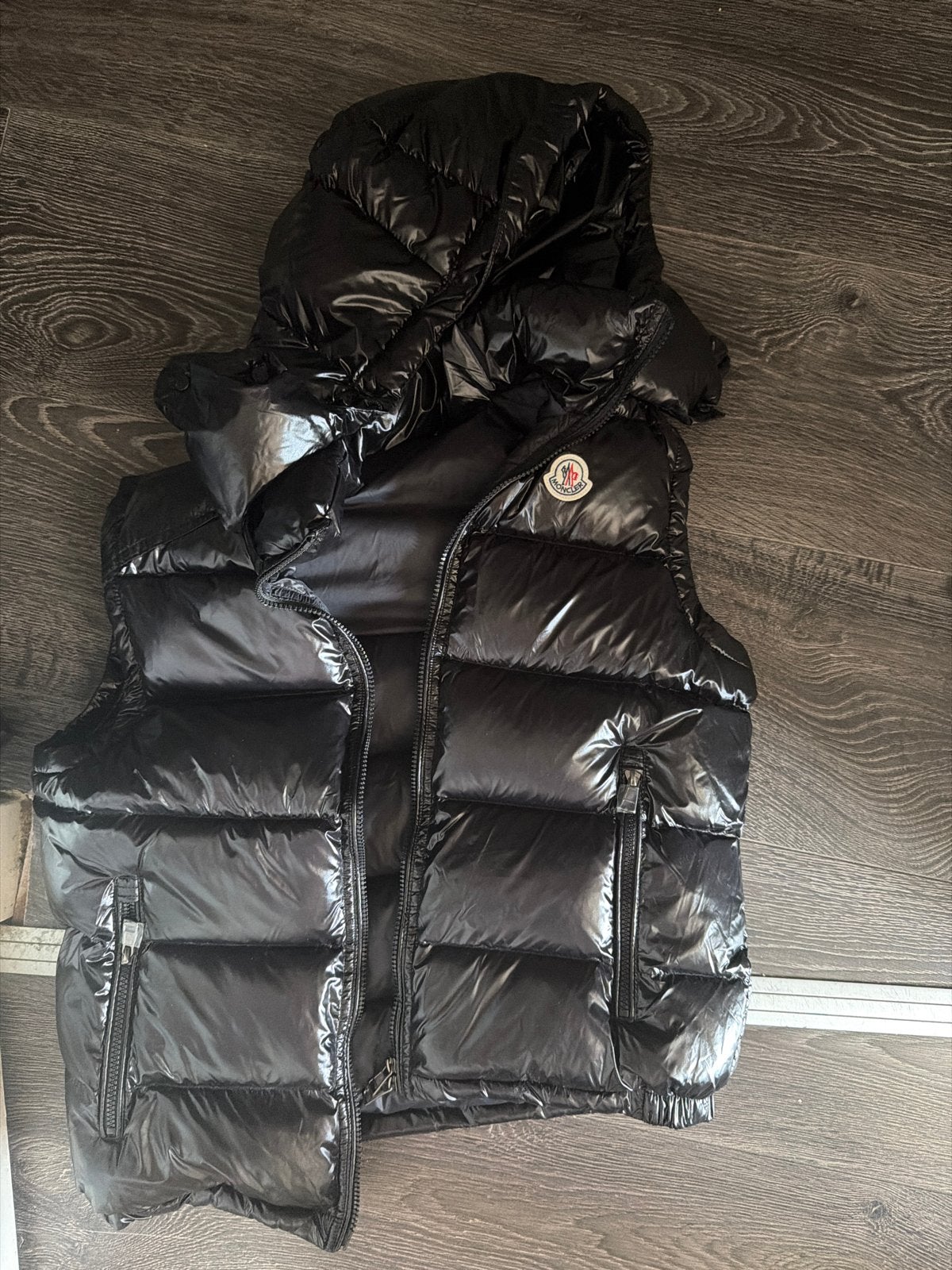 Moncler Bodywarmer Zwart met Capuchon, Ophalen of Verzenden, Zo goed als nieuw, Maat 38/40 (M), Zwart